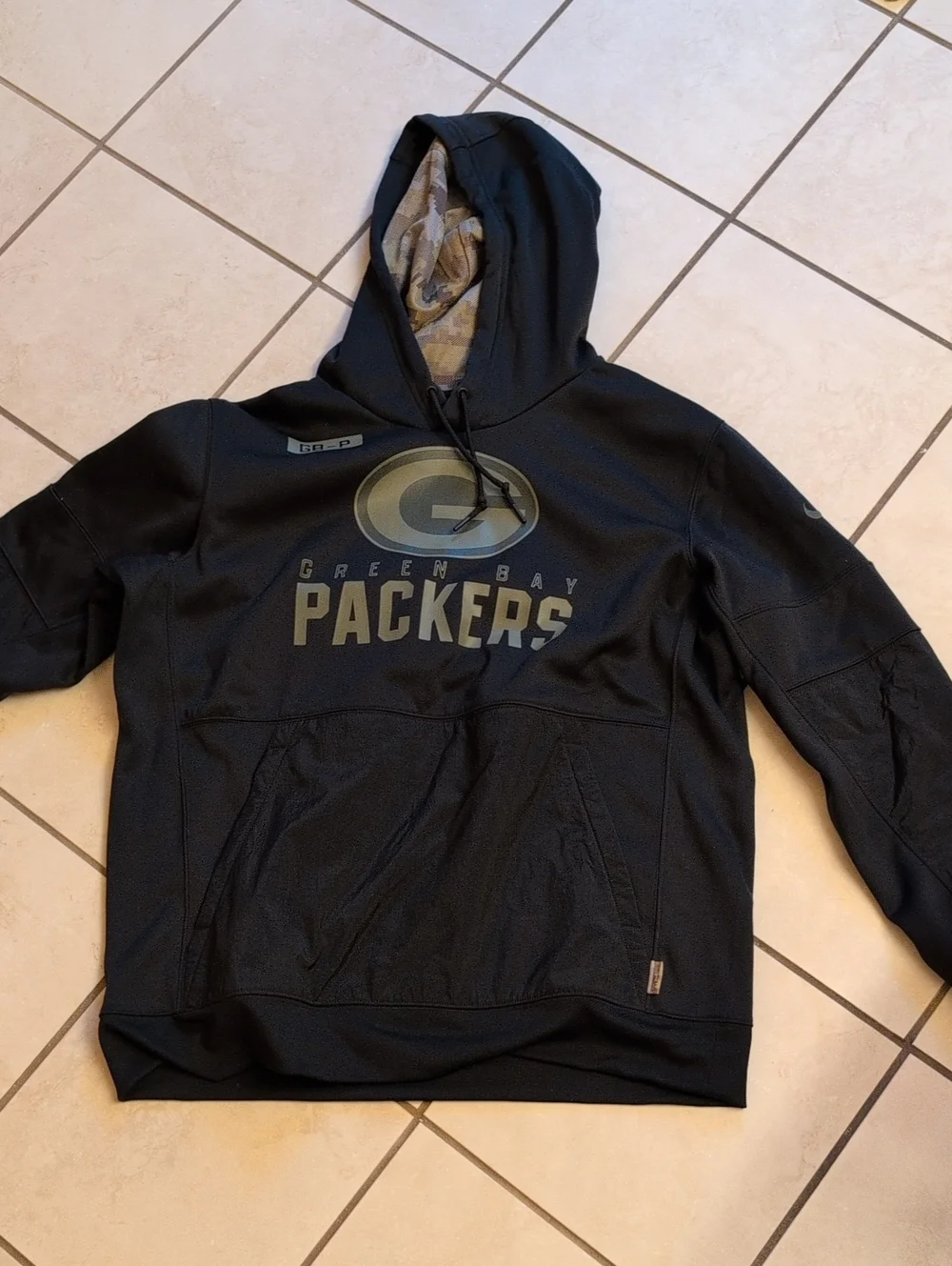 NFL Green Bay Packers Nike Black Salute to Service Performance Pullover Hoodie - Picture 2 of 11